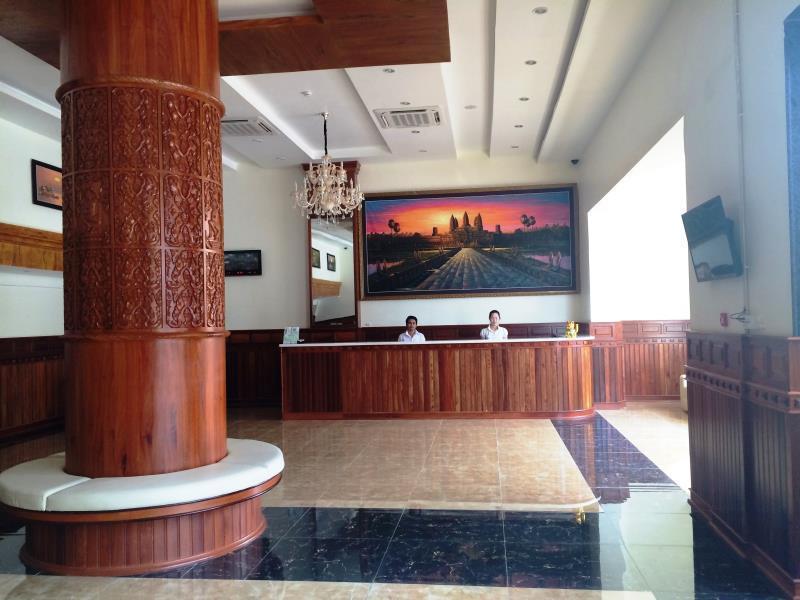 Huang Ting Hotel Phnom-Penh Buitenkant foto